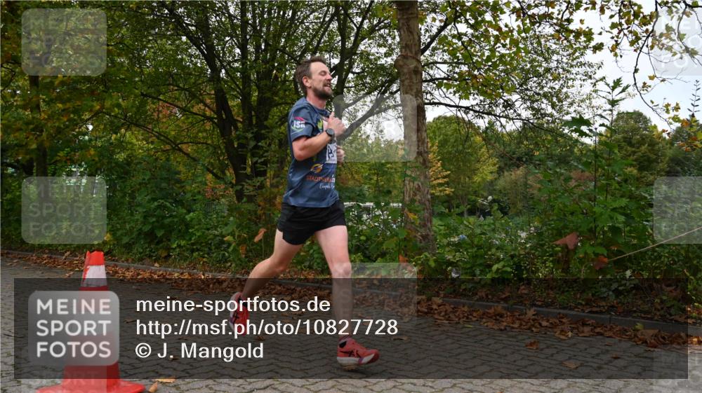 11.10.2026 - Bramfelder Halbmarathon 2026 J. Mangold http://msf.ph/oto/10827728 11.10.2026 10:43:00 Laufen 2 meine-sportfotos.de