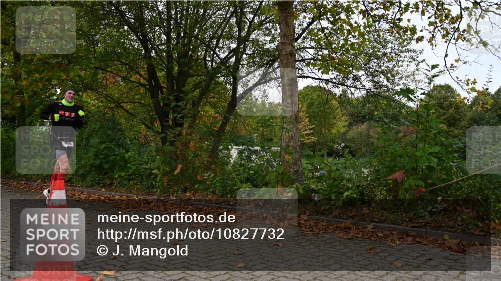 11.10.2026 - Bramfelder Halbmarathon 2026 J. Mangold http://msf.ph/oto/10827732 11.10.2026 10:43:16 Laufen 147, 336 meine-sportfotos.de