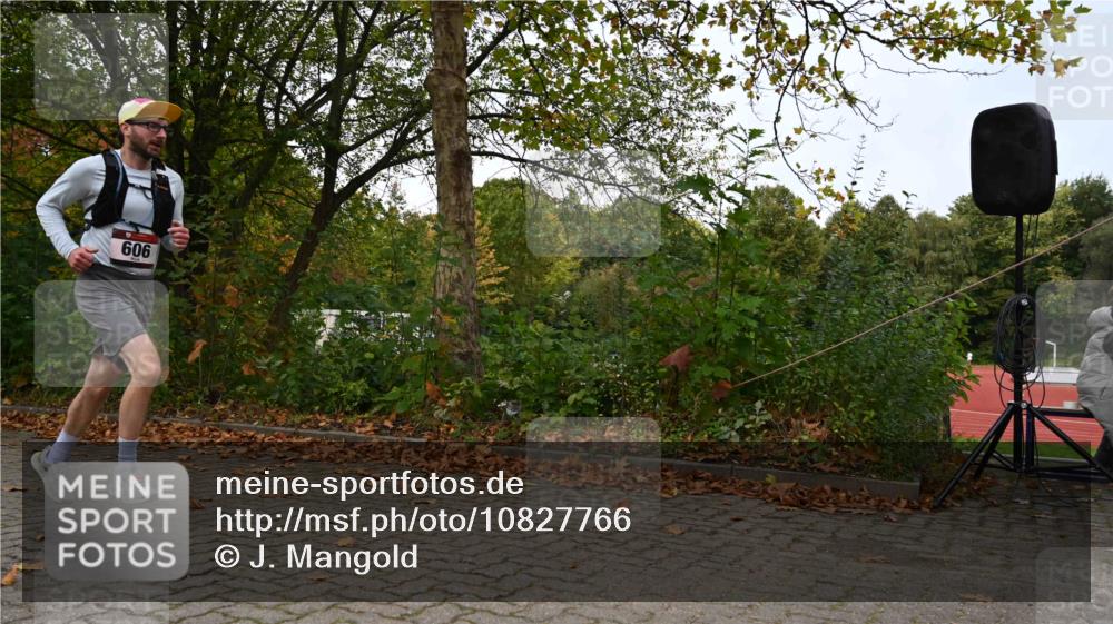 11.10.2026 - Bramfelder Halbmarathon 2026 J. Mangold http://msf.ph/oto/10827766 11.10.2026 10:43:31 Laufen 606 meine-sportfotos.de