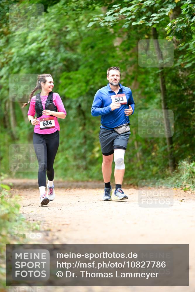 11.10.2026 - Bramfelder Halbmarathon 2026 Dr. Thomas Lammeyer http://msf.ph/oto/10827786 11.10.2026 11:04:15 Laufen 624, 623 meine-sportfotos.de