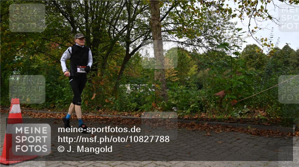11.10.2026 - Bramfelder Halbmarathon 2026 J. Mangold http://msf.ph/oto/10827788 11.10.2026 10:44:05 Laufen 33, 768 meine-sportfotos.de