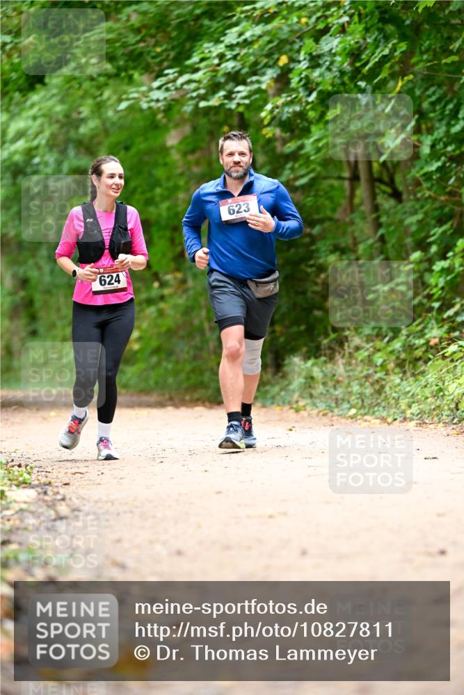 11.10.2026 - Bramfelder Halbmarathon 2026 Dr. Thomas Lammeyer http://msf.ph/oto/10827811 11.10.2026 11:04:17 Laufen 624, 623 meine-sportfotos.de