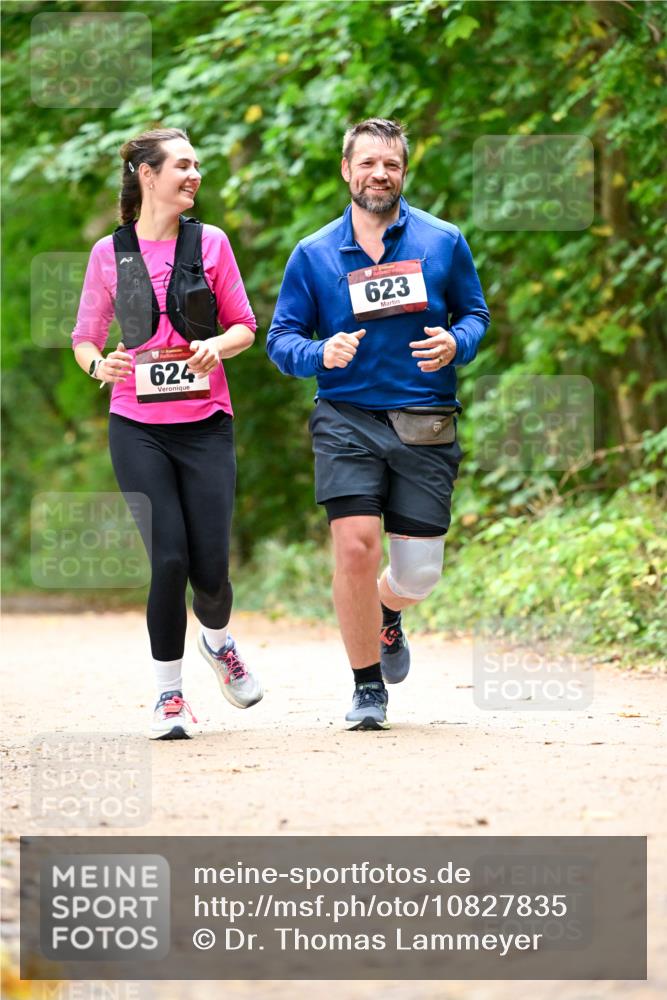 11.10.2026 - Bramfelder Halbmarathon 2026 Dr. Thomas Lammeyer http://msf.ph/oto/10827835 11.10.2026 11:04:19 Laufen 624, 623 meine-sportfotos.de