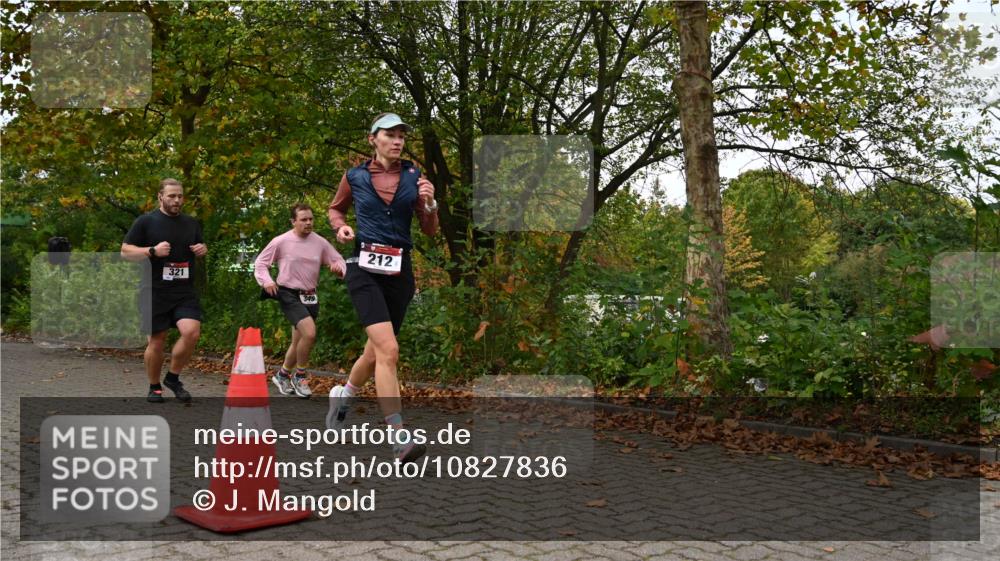 11.10.2026 - Bramfelder Halbmarathon 2026 J. Mangold http://msf.ph/oto/10827836 11.10.2026 10:44:30 Laufen 212, 296, 321, 349 meine-sportfotos.de