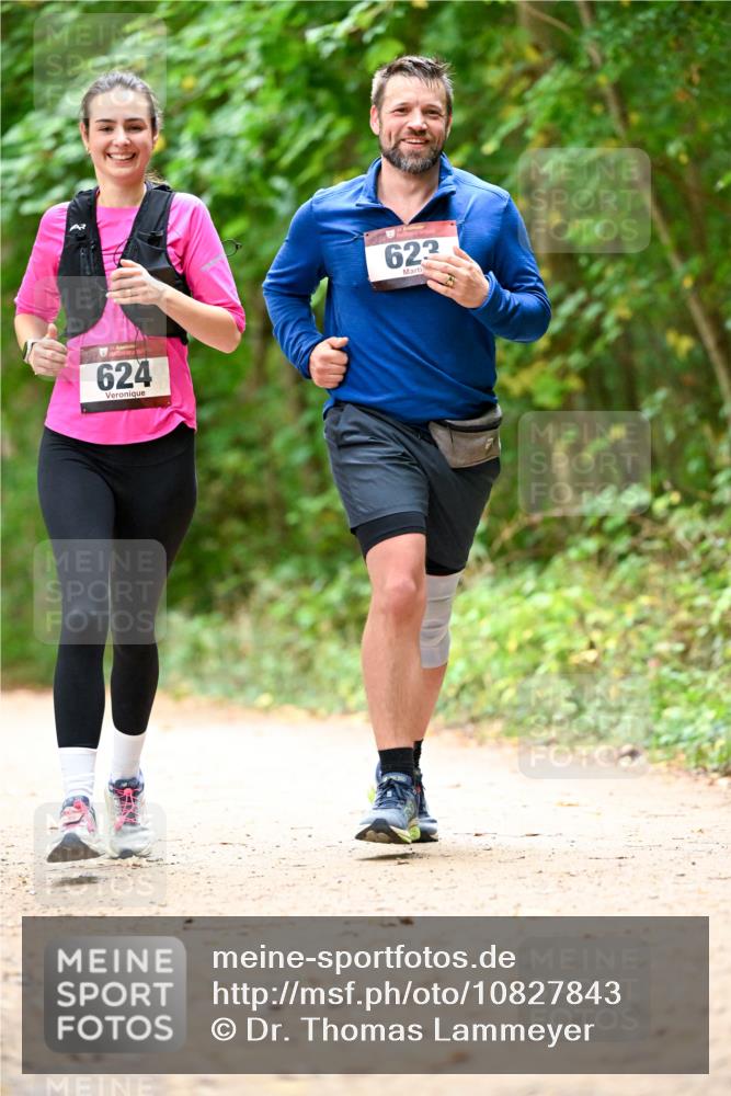 11.10.2026 - Bramfelder Halbmarathon 2026 Dr. Thomas Lammeyer http://msf.ph/oto/10827843 11.10.2026 11:04:19 Laufen 624, 623 meine-sportfotos.de