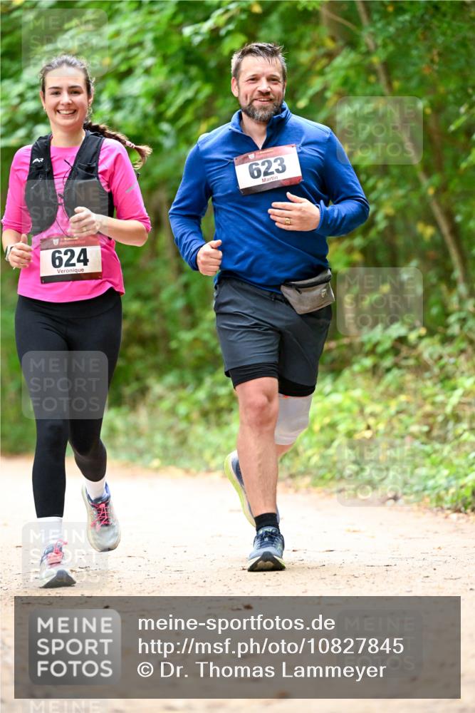 11.10.2026 - Bramfelder Halbmarathon 2026 Dr. Thomas Lammeyer http://msf.ph/oto/10827845 11.10.2026 11:04:20 Laufen 623, 624 meine-sportfotos.de
