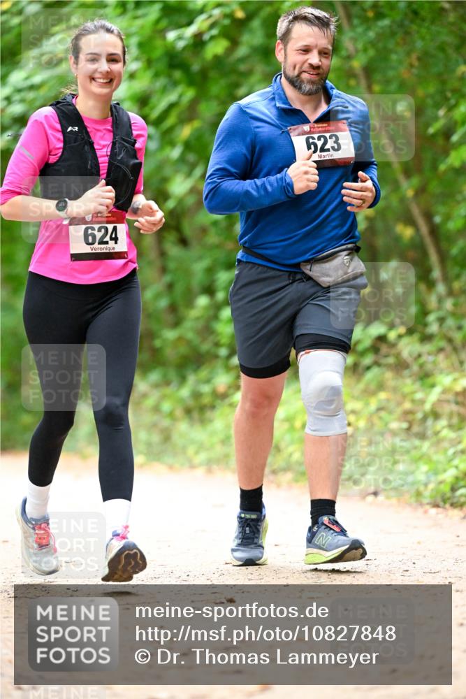 11.10.2026 - Bramfelder Halbmarathon 2026 Dr. Thomas Lammeyer http://msf.ph/oto/10827848 11.10.2026 11:04:20 Laufen 35, 624, 623 meine-sportfotos.de