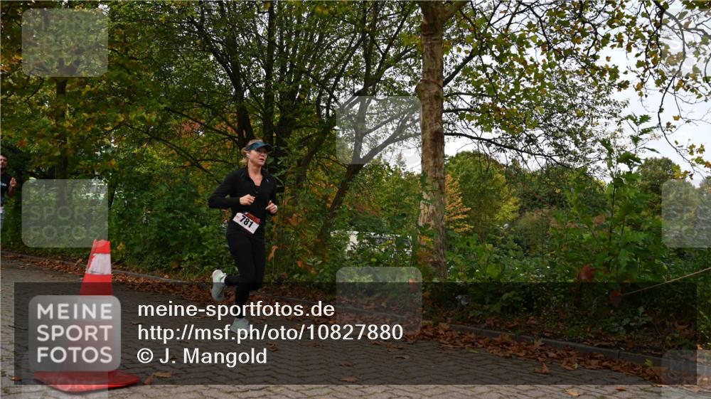 11.10.2026 - Bramfelder Halbmarathon 2026 J. Mangold http://msf.ph/oto/10827880 11.10.2026 10:44:53 Laufen 272, 732, 781 meine-sportfotos.de