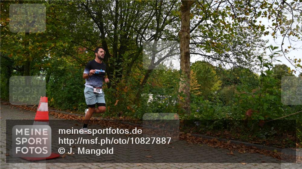 11.10.2026 - Bramfelder Halbmarathon 2026 J. Mangold http://msf.ph/oto/10827887 11.10.2026 10:44:54 Laufen 272, 523, 732, 781 meine-sportfotos.de