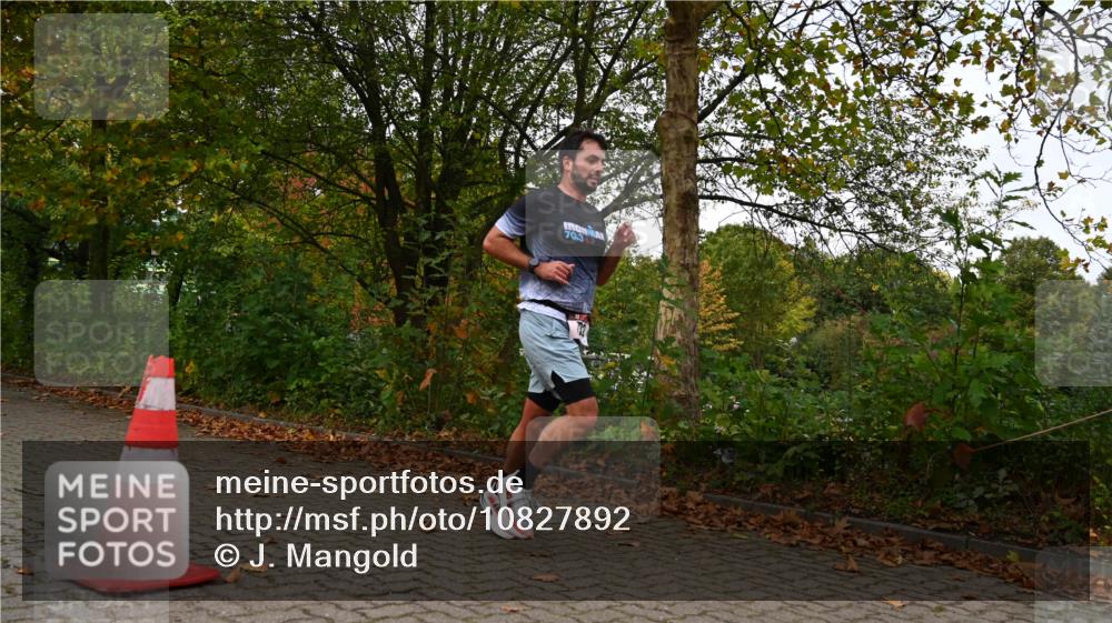 11.10.2026 - Bramfelder Halbmarathon 2026 J. Mangold http://msf.ph/oto/10827892 11.10.2026 10:44:55 Laufen 272, 523, 732, 781 meine-sportfotos.de