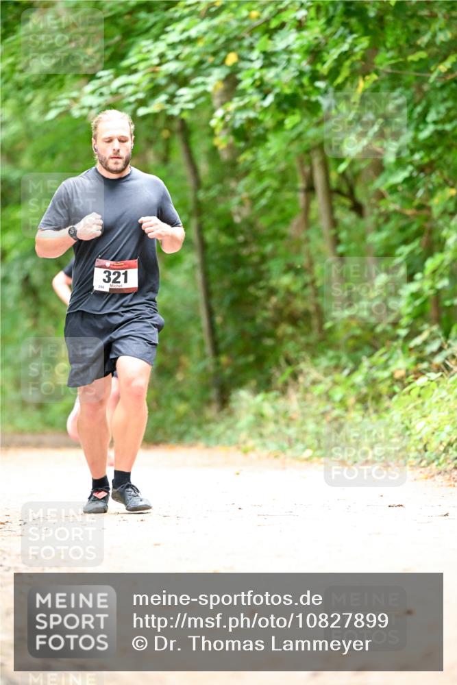 11.10.2026 - Bramfelder Halbmarathon 2026 Dr. Thomas Lammeyer http://msf.ph/oto/10827899 11.10.2026 11:04:36 Laufen 321, 286 meine-sportfotos.de