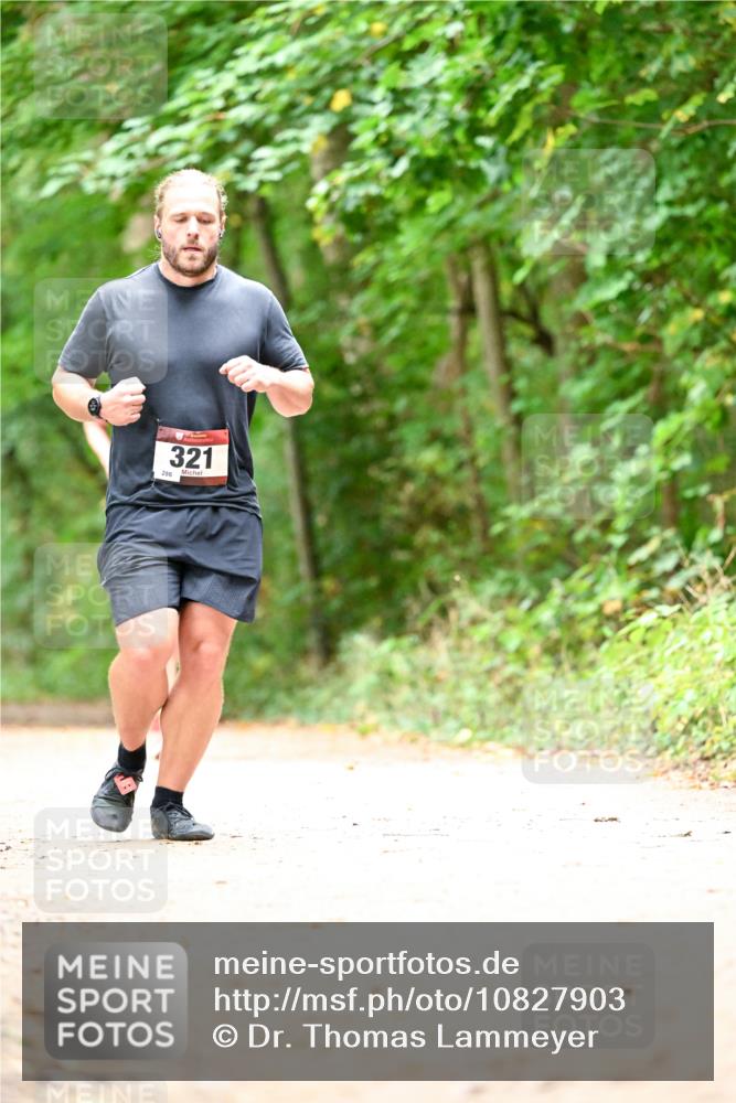 11.10.2026 - Bramfelder Halbmarathon 2026 Dr. Thomas Lammeyer http://msf.ph/oto/10827903 11.10.2026 11:04:36 Laufen 321, 286 meine-sportfotos.de