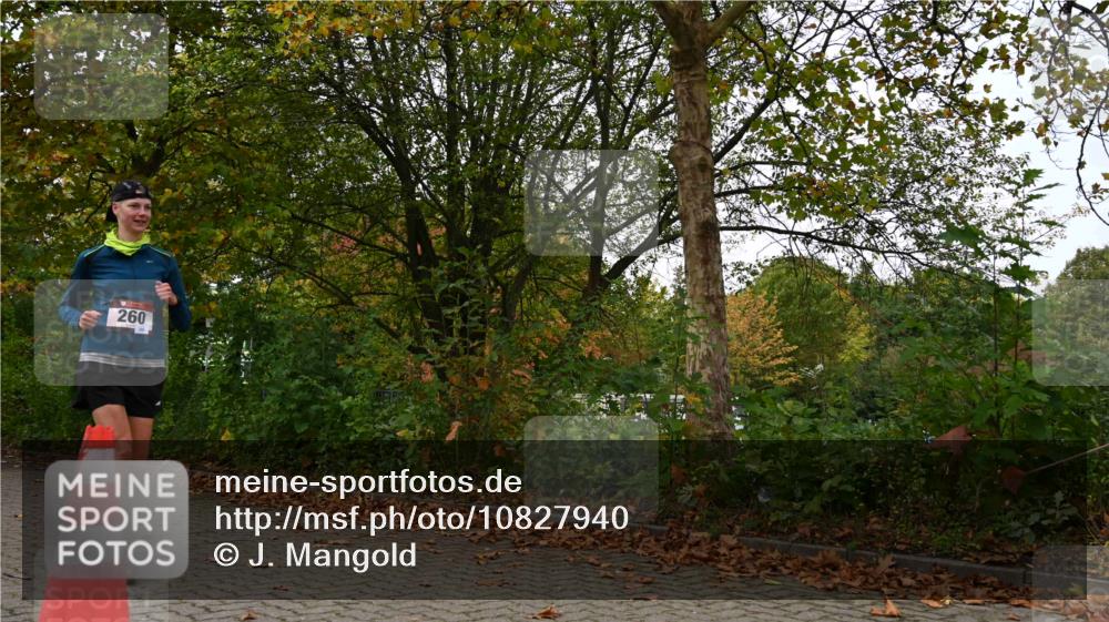 11.10.2026 - Bramfelder Halbmarathon 2026 J. Mangold http://msf.ph/oto/10827940 11.10.2026 10:45:38 Laufen 240, 260, 704, 814, 815 meine-sportfotos.de
