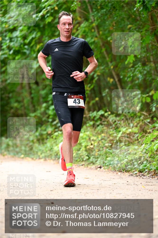 11.10.2026 - Bramfelder Halbmarathon 2026 Dr. Thomas Lammeyer http://msf.ph/oto/10827945 11.10.2026 11:04:40 Laufen 43 meine-sportfotos.de