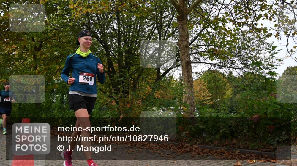 11.10.2026 - Bramfelder Halbmarathon 2026 J. Mangold http://msf.ph/oto/10827946 11.10.2026 10:45:38 Laufen 240, 260, 704, 814, 815 meine-sportfotos.de