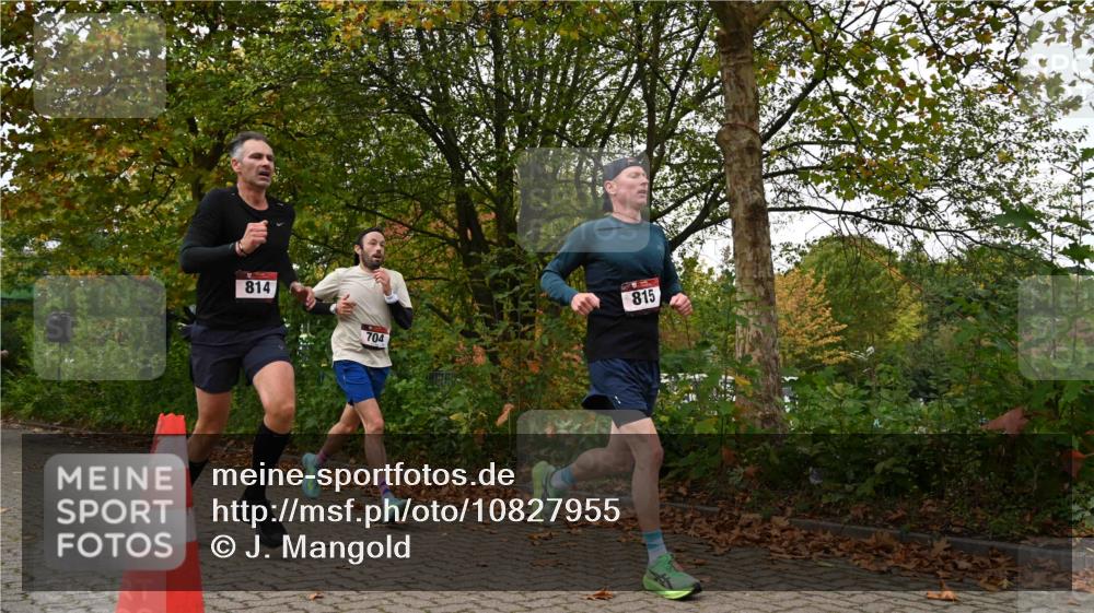 11.10.2026 - Bramfelder Halbmarathon 2026 J. Mangold http://msf.ph/oto/10827955 11.10.2026 10:45:40 Laufen 240, 260, 601, 704, 814, 815 meine-sportfotos.de