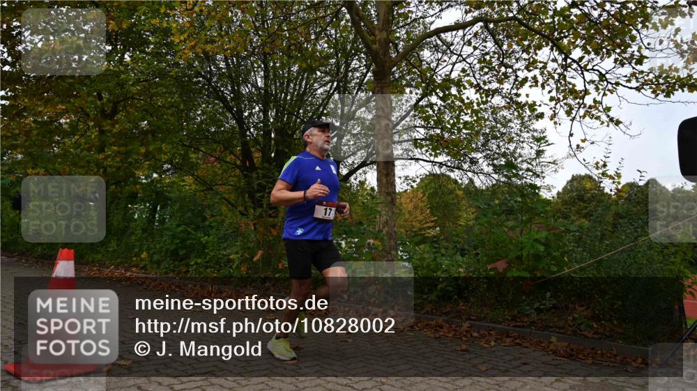 11.10.2026 - Bramfelder Halbmarathon 2026 J. Mangold http://msf.ph/oto/10828002 11.10.2026 10:46:07 Laufen 17 meine-sportfotos.de