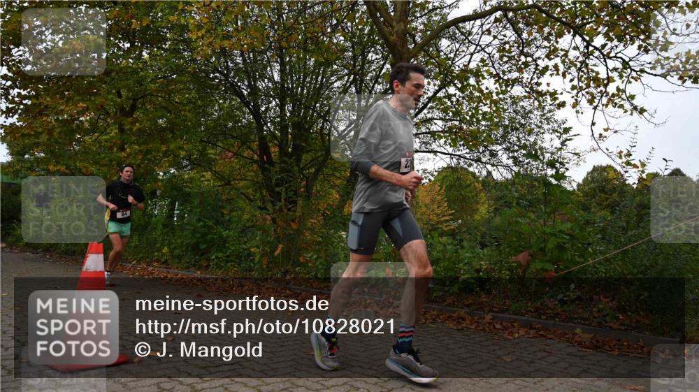 11.10.2026 - Bramfelder Halbmarathon 2026 J. Mangold http://msf.ph/oto/10828021 11.10.2026 10:46:27 Laufen 84, 155, 230 meine-sportfotos.de