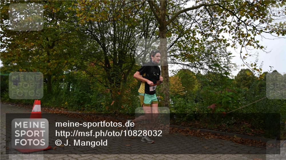 11.10.2026 - Bramfelder Halbmarathon 2026 J. Mangold http://msf.ph/oto/10828032 11.10.2026 10:46:28 Laufen 84, 155, 230 meine-sportfotos.de