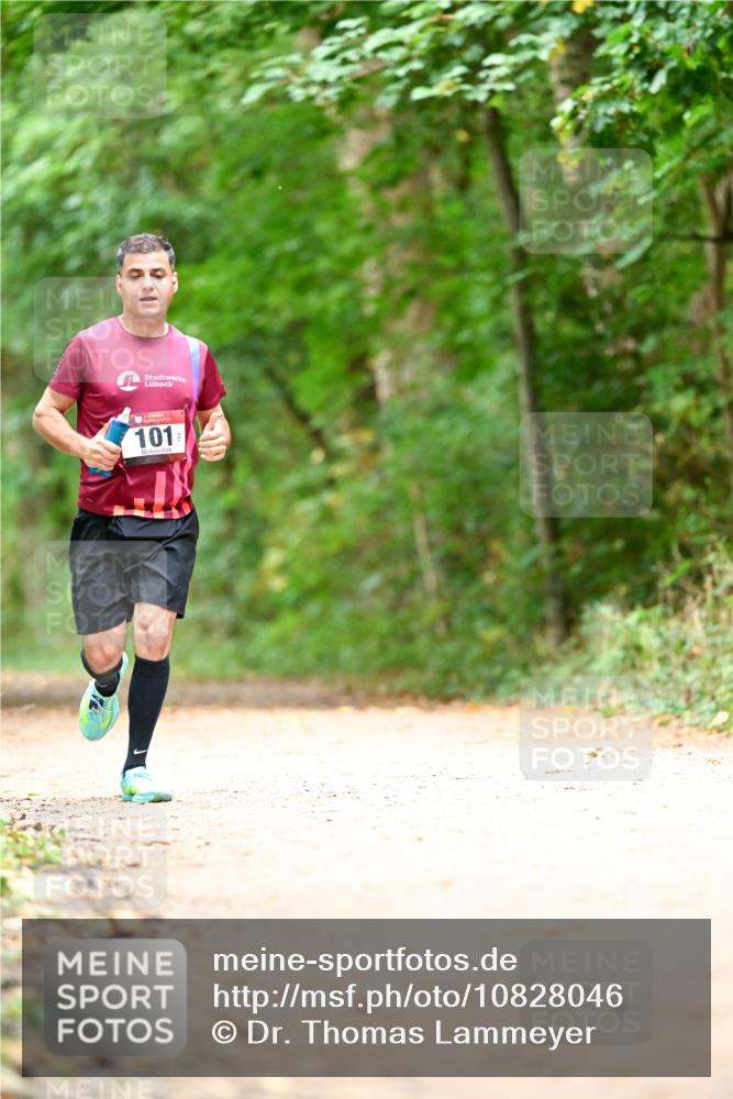 11.10.2026 - Bramfelder Halbmarathon 2026 Dr. Thomas Lammeyer http://msf.ph/oto/10828046 11.10.2026 11:05:12 Laufen 101 meine-sportfotos.de