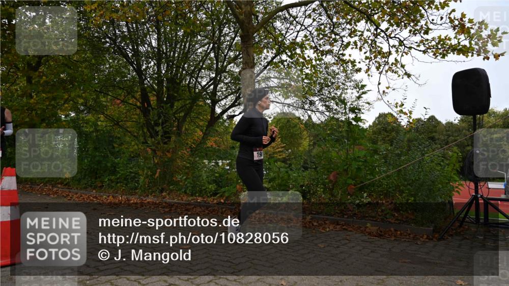 11.10.2026 - Bramfelder Halbmarathon 2026 J. Mangold http://msf.ph/oto/10828056 11.10.2026 10:46:50 Laufen 29, 190, 543, 619 meine-sportfotos.de