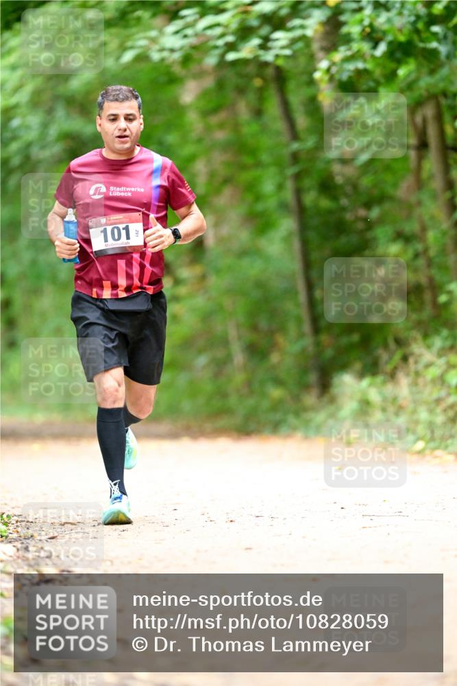 11.10.2026 - Bramfelder Halbmarathon 2026 Dr. Thomas Lammeyer http://msf.ph/oto/10828059 11.10.2026 11:05:13 Laufen 101 meine-sportfotos.de