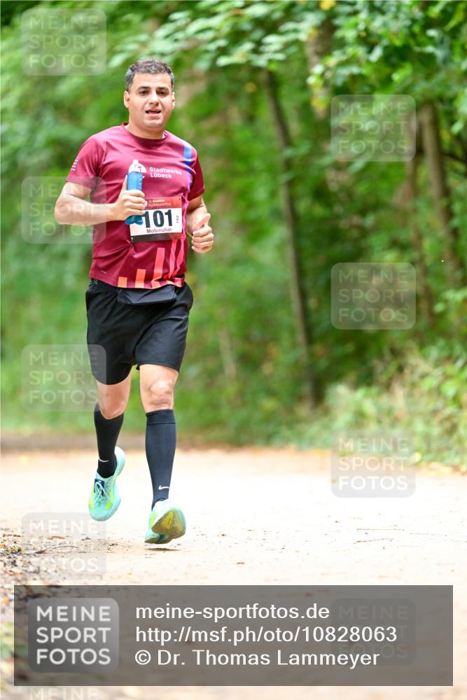 11.10.2026 - Bramfelder Halbmarathon 2026 Dr. Thomas Lammeyer http://msf.ph/oto/10828063 11.10.2026 11:05:13 Laufen 101 meine-sportfotos.de