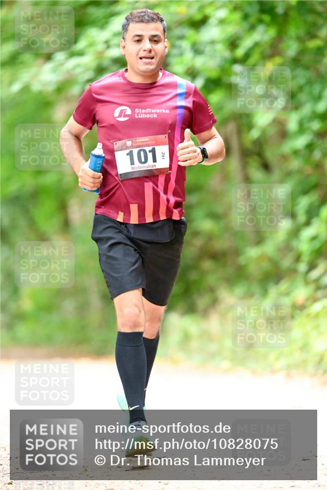 11.10.2026 - Bramfelder Halbmarathon 2026 Dr. Thomas Lammeyer http://msf.ph/oto/10828075 11.10.2026 11:05:14 Laufen 35, 101 meine-sportfotos.de