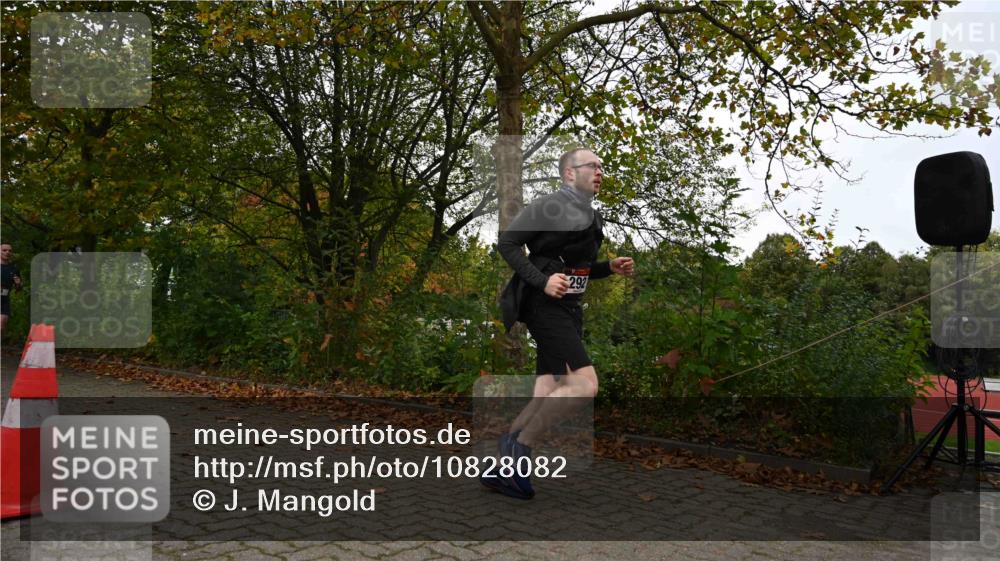 11.10.2026 - Bramfelder Halbmarathon 2026 J. Mangold http://msf.ph/oto/10828082 11.10.2026 10:47:21 Laufen 9, 143, 292, 373 meine-sportfotos.de