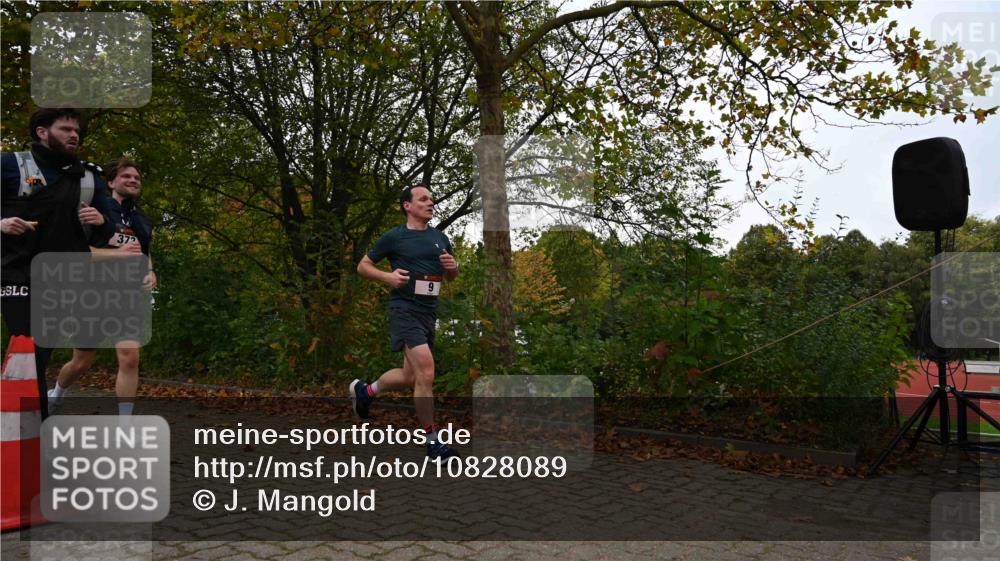 11.10.2026 - Bramfelder Halbmarathon 2026 J. Mangold http://msf.ph/oto/10828089 11.10.2026 10:47:24 Laufen 9, 143, 292, 328, 373 meine-sportfotos.de