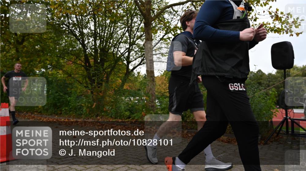 11.10.2026 - Bramfelder Halbmarathon 2026 J. Mangold http://msf.ph/oto/10828101 11.10.2026 10:47:25 Laufen 9, 143, 292, 328, 373, 633 meine-sportfotos.de
