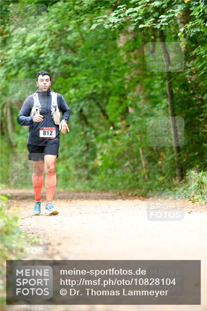 11.10.2026 - Bramfelder Halbmarathon 2026 Dr. Thomas Lammeyer http://msf.ph/oto/10828104 11.10.2026 11:05:21 Laufen 812 meine-sportfotos.de