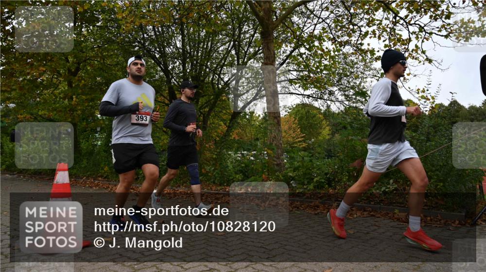 11.10.2026 - Bramfelder Halbmarathon 2026 J. Mangold http://msf.ph/oto/10828120 11.10.2026 10:48:10 Laufen 234, 393, 454 meine-sportfotos.de