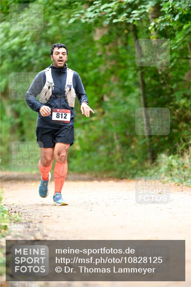 11.10.2026 - Bramfelder Halbmarathon 2026 Dr. Thomas Lammeyer http://msf.ph/oto/10828125 11.10.2026 11:05:22 Laufen 812 meine-sportfotos.de