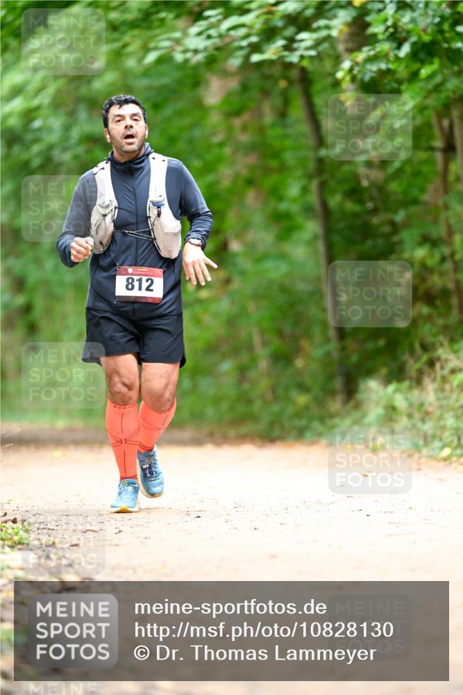11.10.2026 - Bramfelder Halbmarathon 2026 Dr. Thomas Lammeyer http://msf.ph/oto/10828130 11.10.2026 11:05:23 Laufen 812 meine-sportfotos.de