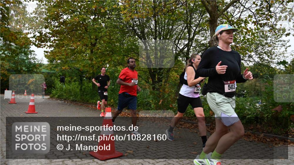 11.10.2026 - Bramfelder Halbmarathon 2026 J. Mangold http://msf.ph/oto/10828160 11.10.2026 10:48:27 Laufen 43, 422, 503, 510, 547 meine-sportfotos.de