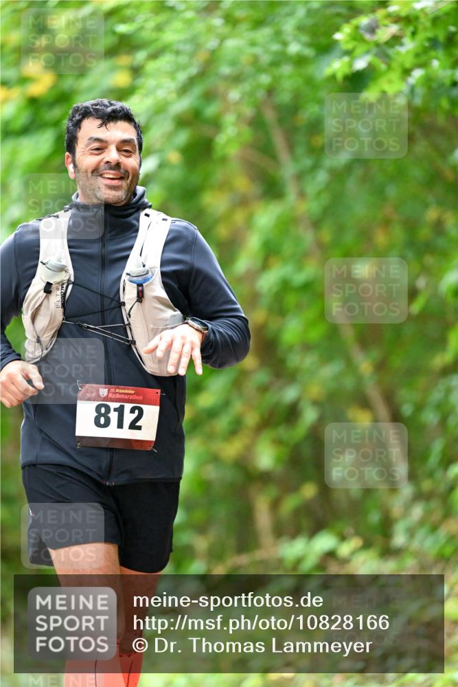 11.10.2026 - Bramfelder Halbmarathon 2026 Dr. Thomas Lammeyer http://msf.ph/oto/10828166 11.10.2026 11:05:25 Laufen 35, 812 meine-sportfotos.de