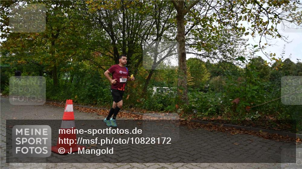 11.10.2026 - Bramfelder Halbmarathon 2026 J. Mangold http://msf.ph/oto/10828172 11.10.2026 10:48:32 Laufen 43, 101, 422, 503, 547, 734 meine-sportfotos.de