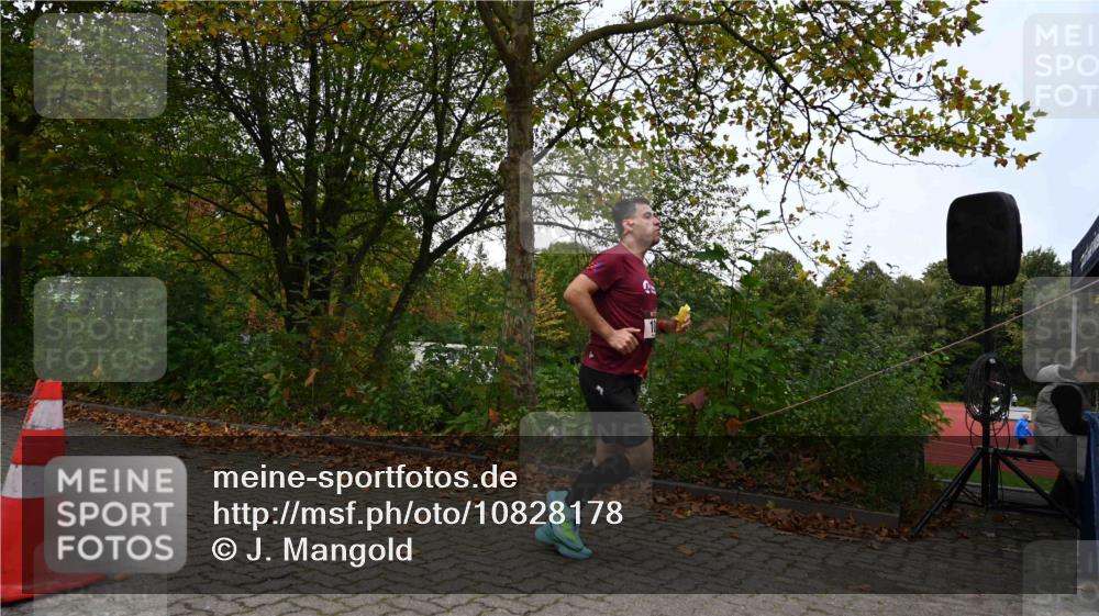 11.10.2026 - Bramfelder Halbmarathon 2026 J. Mangold http://msf.ph/oto/10828178 11.10.2026 10:48:33 Laufen 43, 101, 422, 503, 547, 563, 734 meine-sportfotos.de
