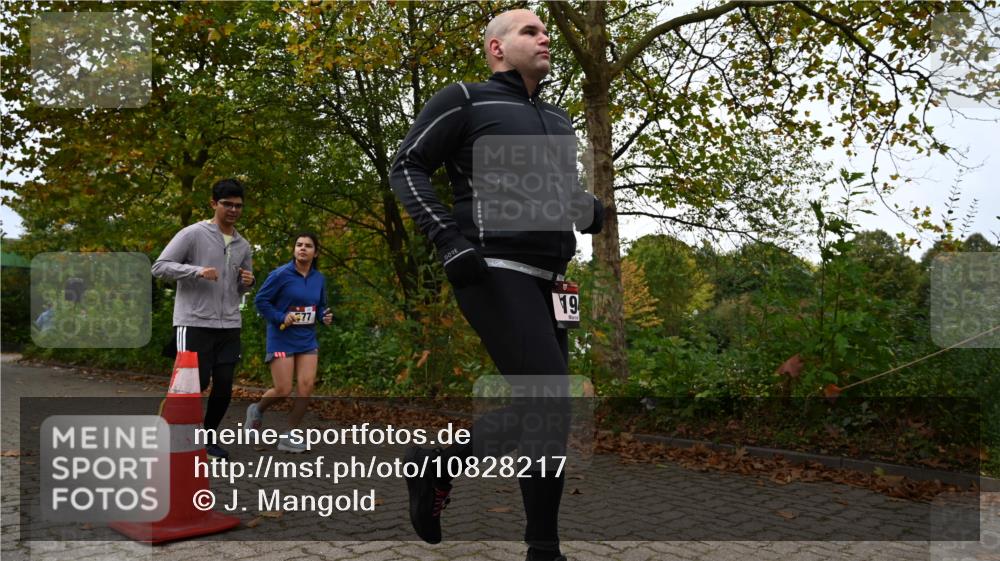 11.10.2026 - Bramfelder Halbmarathon 2026 J. Mangold http://msf.ph/oto/10828217 11.10.2026 10:49:36 Laufen 194, 577, 589, 611 meine-sportfotos.de