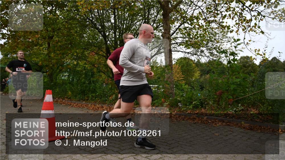 11.10.2026 - Bramfelder Halbmarathon 2026 J. Mangold http://msf.ph/oto/10828261 11.10.2026 10:50:46 Laufen 288, 345, 411, 469, 626 meine-sportfotos.de
