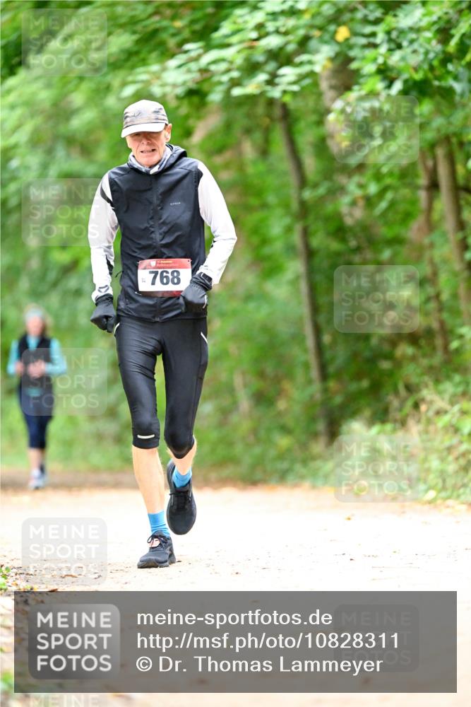 11.10.2026 - Bramfelder Halbmarathon 2026 Dr. Thomas Lammeyer http://msf.ph/oto/10828311 11.10.2026 11:06:19 Laufen 122, 768 meine-sportfotos.de