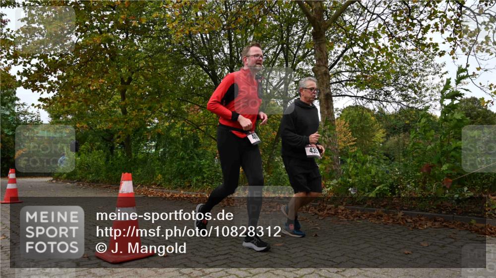 11.10.2026 - Bramfelder Halbmarathon 2026 J. Mangold http://msf.ph/oto/10828312 11.10.2026 10:50:58 Laufen 132, 365, 401, 435, 514, 766 meine-sportfotos.de