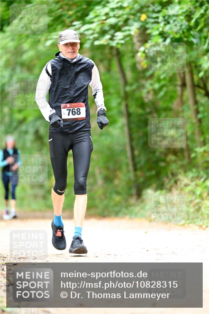 11.10.2026 - Bramfelder Halbmarathon 2026 Dr. Thomas Lammeyer http://msf.ph/oto/10828315 11.10.2026 11:06:20 Laufen 2, 768 meine-sportfotos.de