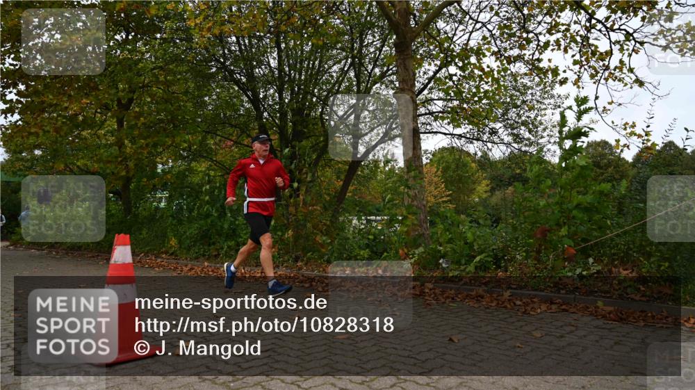 11.10.2026 - Bramfelder Halbmarathon 2026 J. Mangold http://msf.ph/oto/10828318 11.10.2026 10:51:08 Laufen 171 meine-sportfotos.de