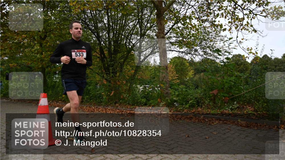 11.10.2026 - Bramfelder Halbmarathon 2026 J. Mangold http://msf.ph/oto/10828354 11.10.2026 10:52:39 Laufen 530 meine-sportfotos.de