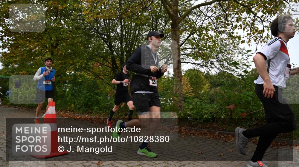 11.10.2026 - Bramfelder Halbmarathon 2026 J. Mangold http://msf.ph/oto/10828380 11.10.2026 10:52:58 Laufen 214, 263, 348, 551, 594, 702 meine-sportfotos.de