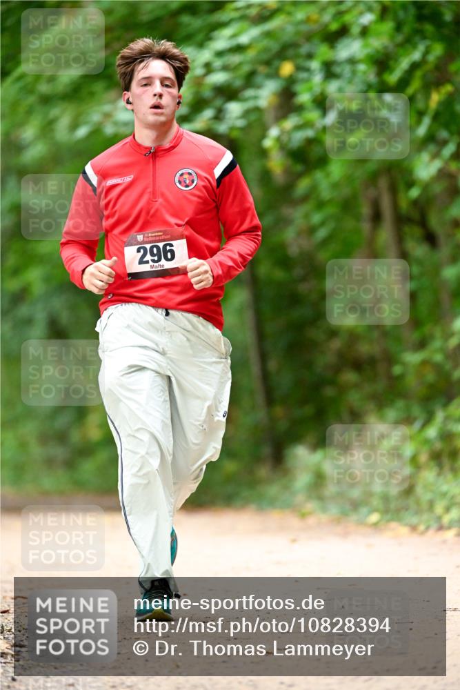 11.10.2026 - Bramfelder Halbmarathon 2026 Dr. Thomas Lammeyer http://msf.ph/oto/10828394 11.10.2026 11:06:42 Laufen 35, 296 meine-sportfotos.de