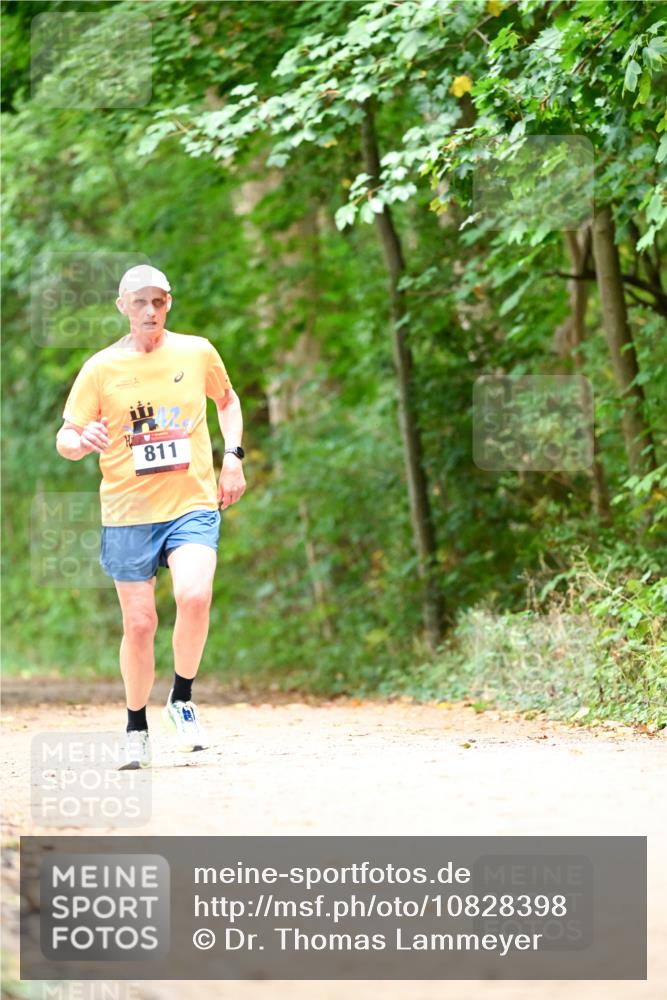 11.10.2026 - Bramfelder Halbmarathon 2026 Dr. Thomas Lammeyer http://msf.ph/oto/10828398 11.10.2026 11:06:57 Laufen 811 meine-sportfotos.de