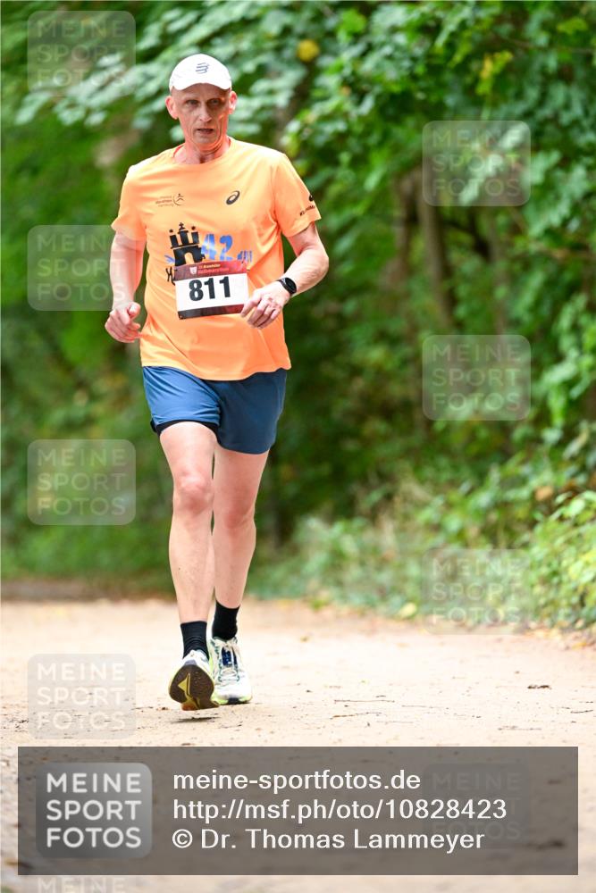 11.10.2026 - Bramfelder Halbmarathon 2026 Dr. Thomas Lammeyer http://msf.ph/oto/10828423 11.10.2026 11:06:59 Laufen 811 meine-sportfotos.de
